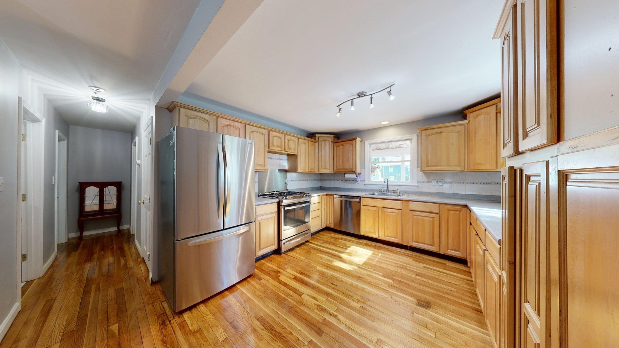 19 Fieldcrest Ter, North Reading, MA Photo #9