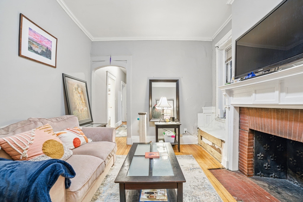 1267 Commonwealth Ave 1