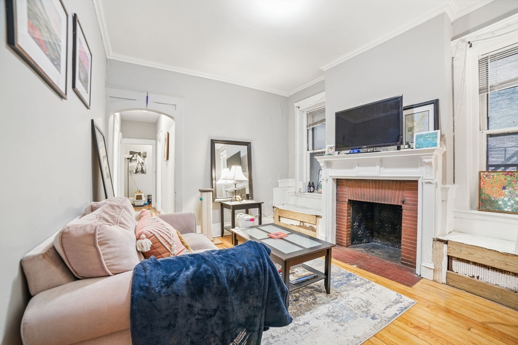 1267 Commonwealth Ave 1