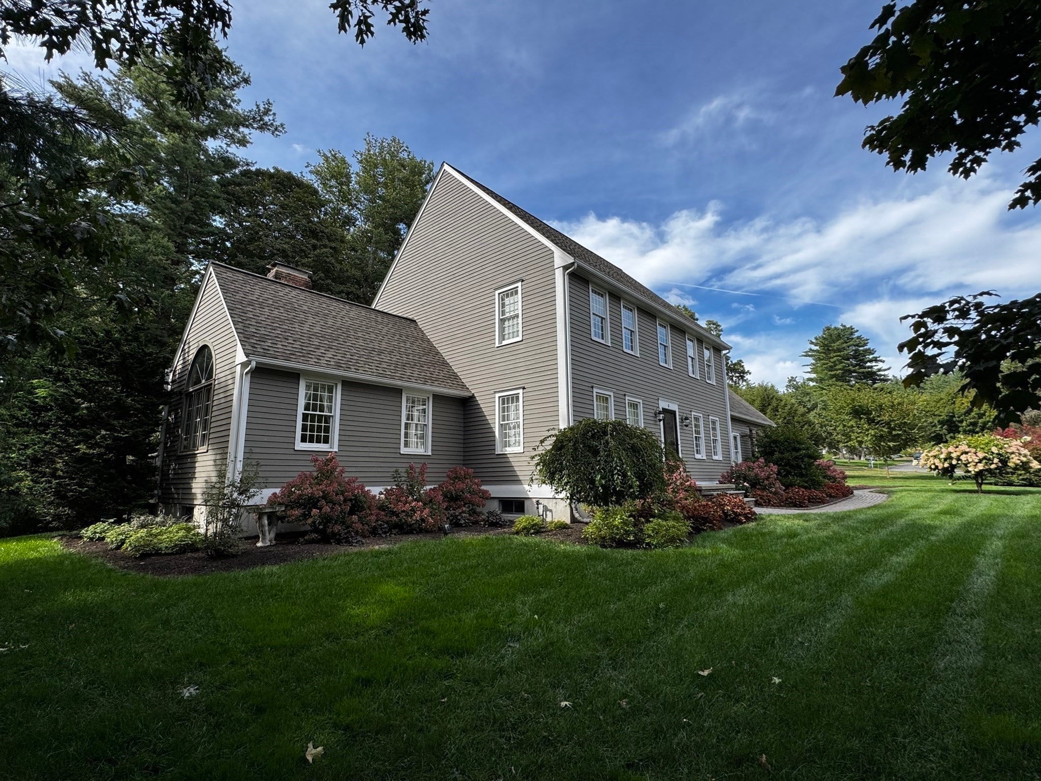 4 Brookside Ln