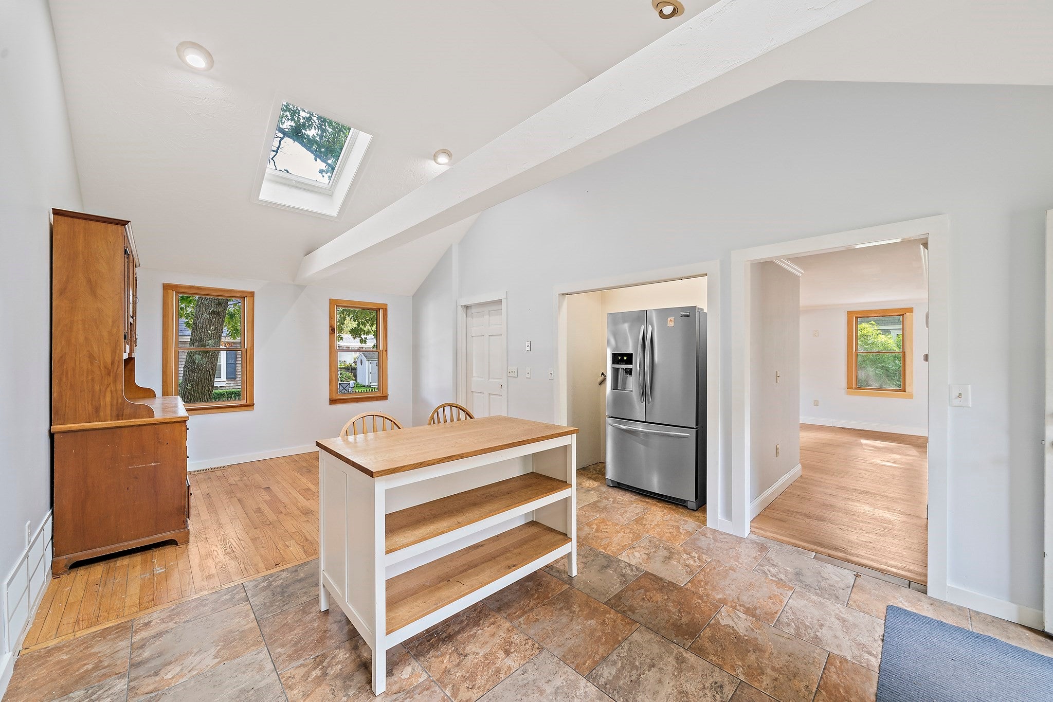 8 Winthrop Ave
