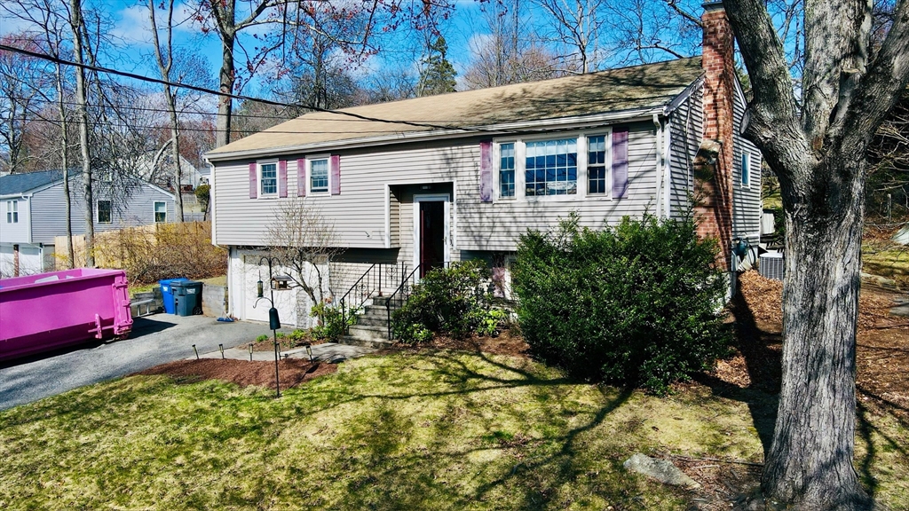58 Bowdoin Dr