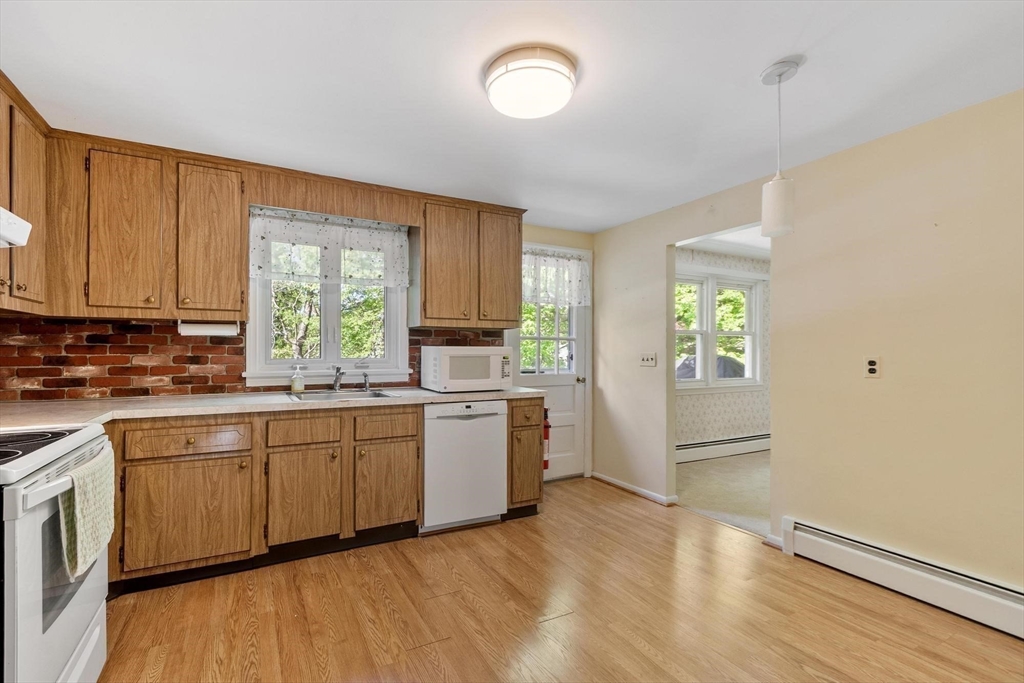 122 Milton St, Waltham, MA Photo #7