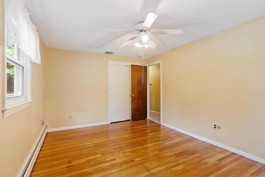 122 Milton St, Waltham, MA Photo #10