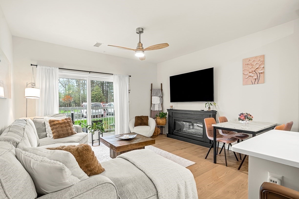 300 Martins Landing 103