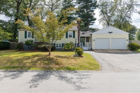 33 Lantern Ln Burlington MA 01803