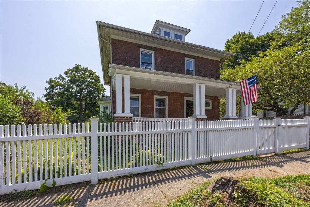 21 High St