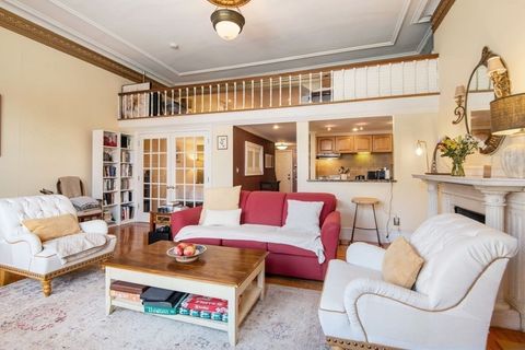 64 Commonwealth 3 Boston MA 02116