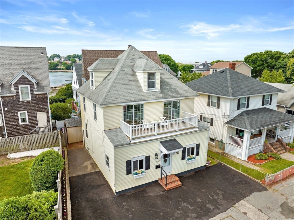 7 R St.