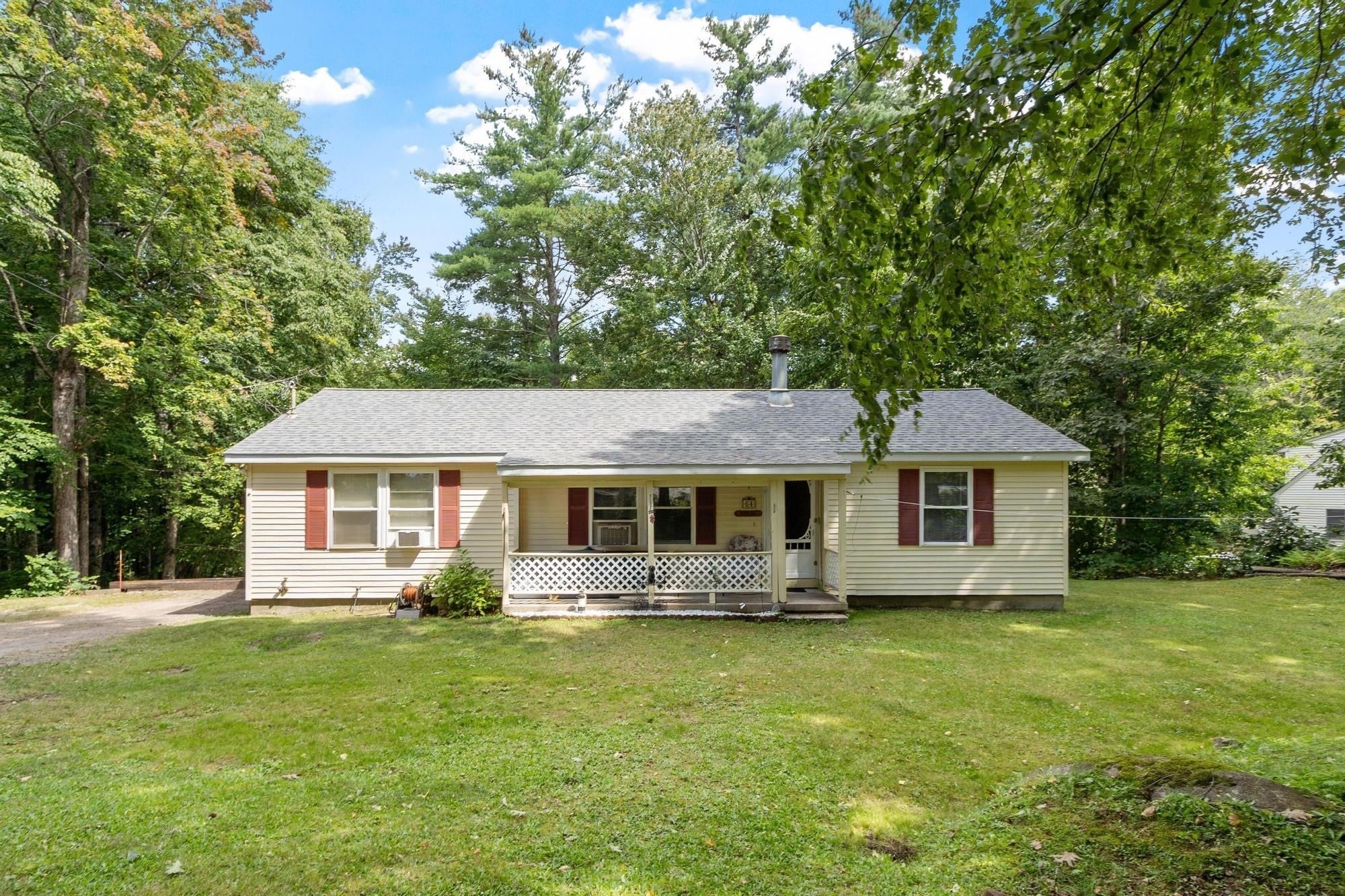 Photo of 64 Mystery Ln, Athol, MA