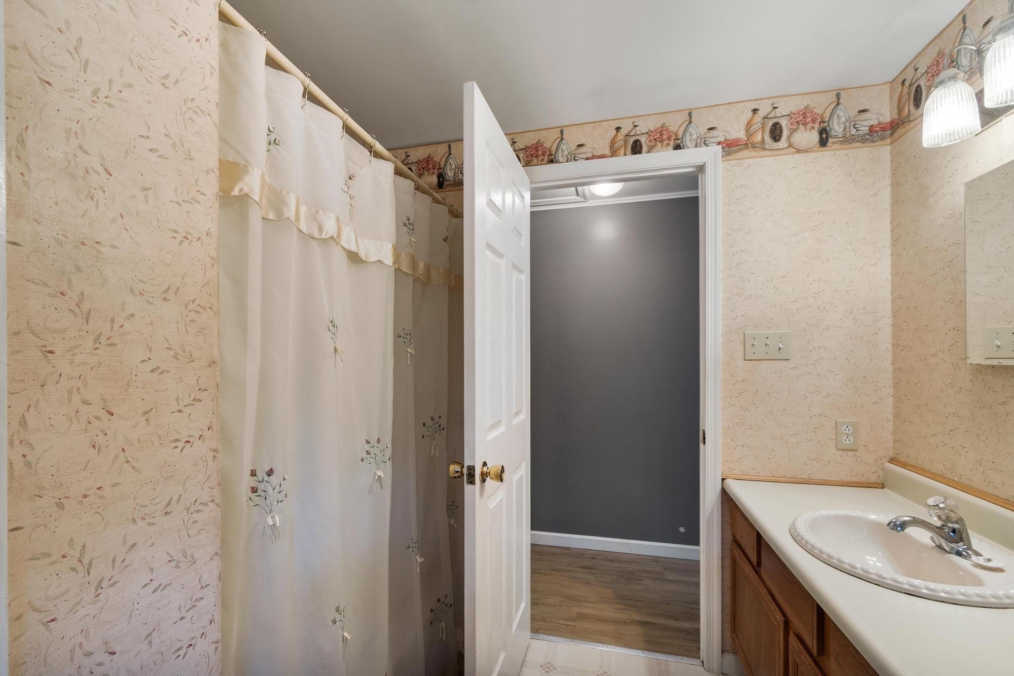 64 Mystery Ln, Athol, MA, 64 Mystery Ln, Athol, MA Photo #31