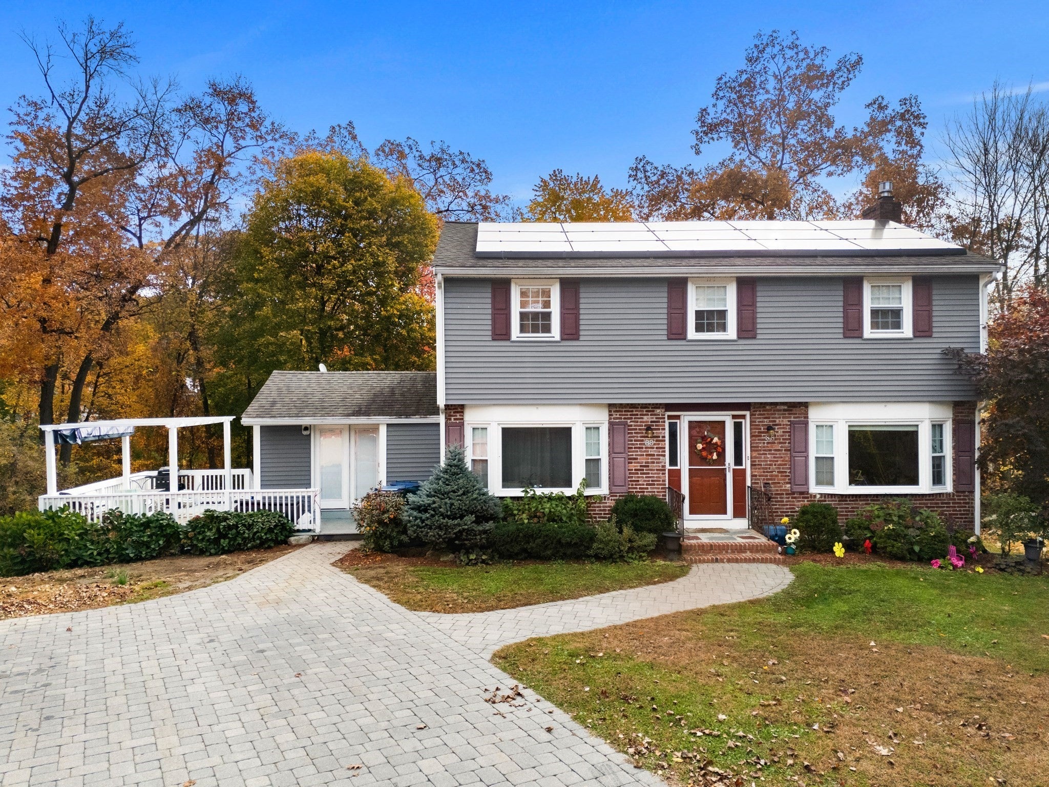 88 Elliott Dr, Lowell, MA, 88 Elliott Dr, Lowell, MA Photo #1