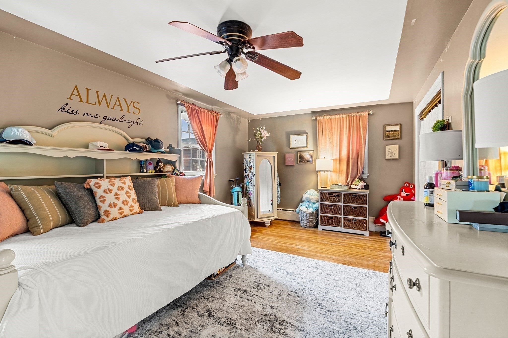 88 Elliott Dr, Lowell, MA, 88 Elliott Dr, Lowell, MA Photo #17