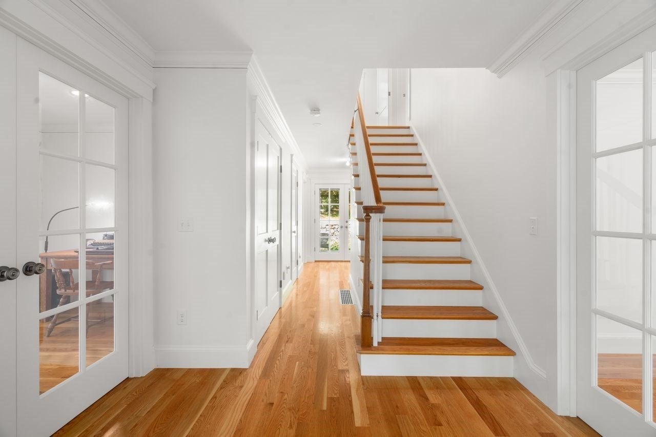 32 Perry Lane