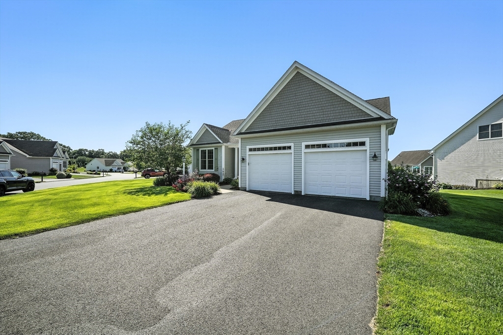 16 Broadleaf Circle 16
