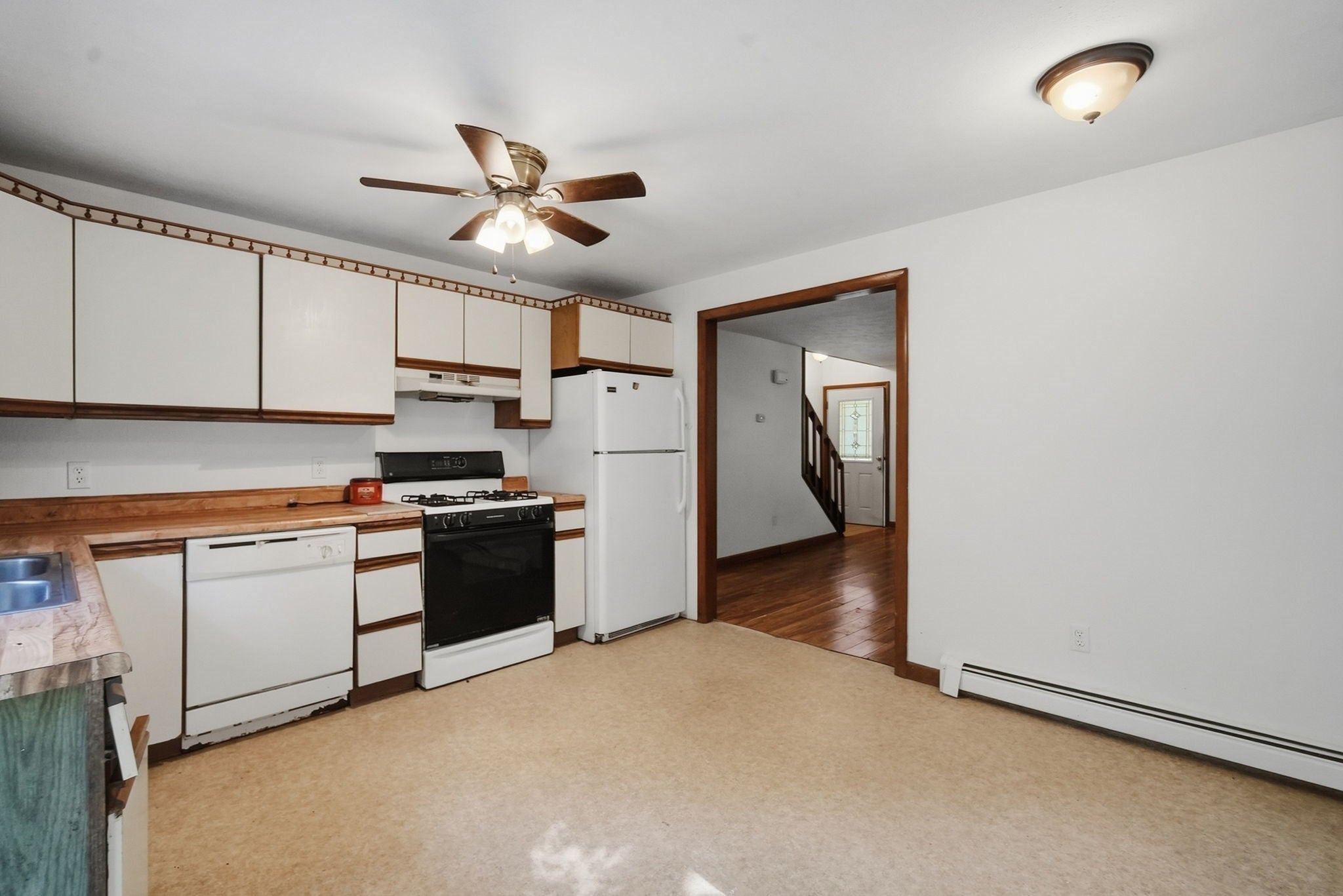 65 Lake George Drive, Wales, MA, 65 Lake George Drive, Wales, MA Photo #29