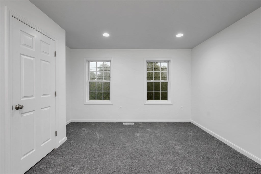 688 Gorham Street #688, Lowell, MA, 688 Gorham Street #688, Lowell, MA Photo #17