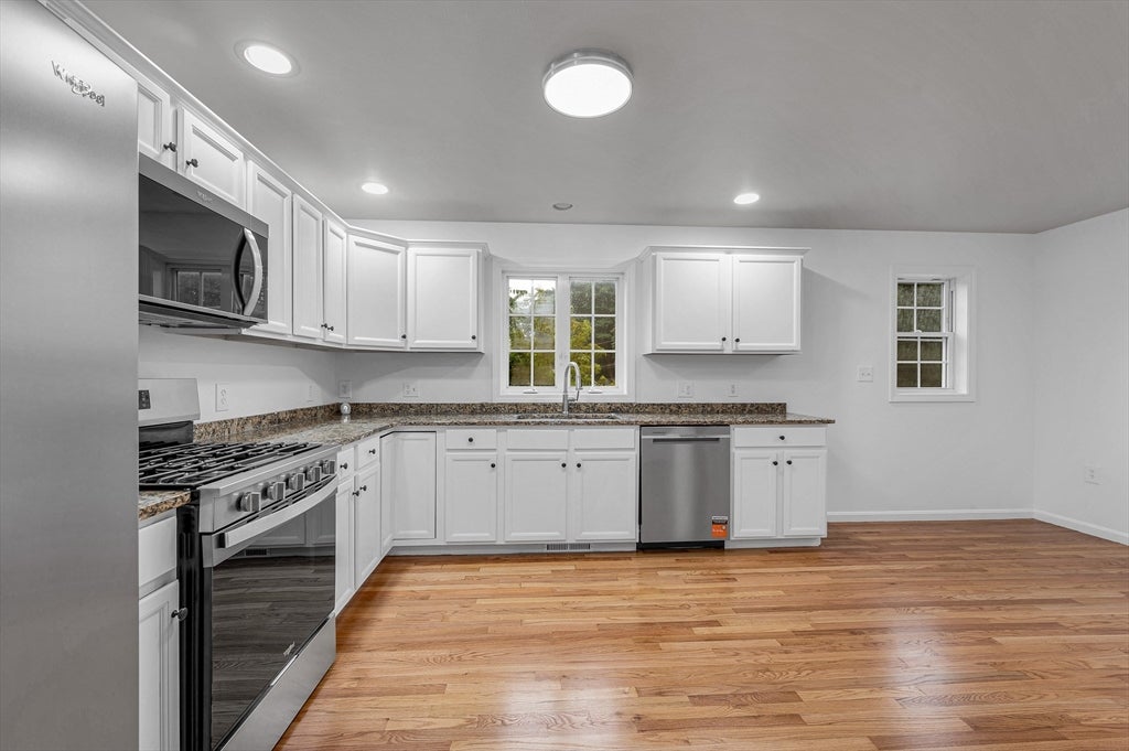 688 Gorham Street #688, Lowell, MA, 688 Gorham Street #688, Lowell, MA Photo #5