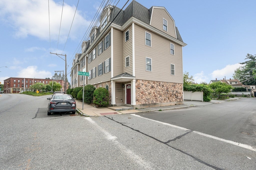 688 Gorham Street #688, Lowell, MA, 688 Gorham Street #688, Lowell, MA Photo #38