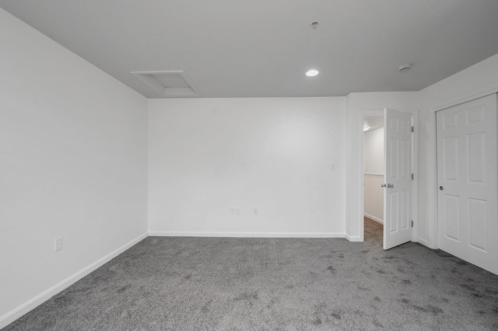688 Gorham Street #688, Lowell, MA, 688 Gorham Street #688, Lowell, MA Photo #30