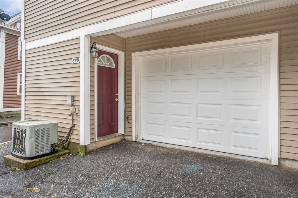 688 Gorham Street #688, Lowell, MA, 688 Gorham Street #688, Lowell, MA Photo #2