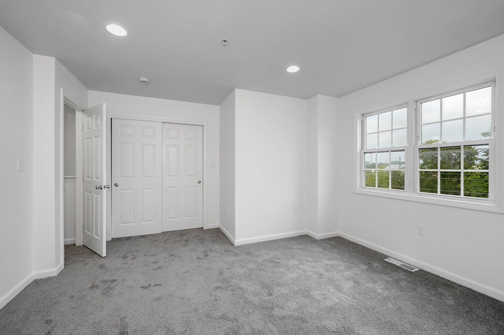 688 Gorham Street #688, Lowell, MA, 688 Gorham Street #688, Lowell, MA Photo #29