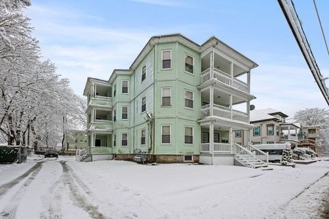 34-36 Hillberg Ave Brockton MA 02301