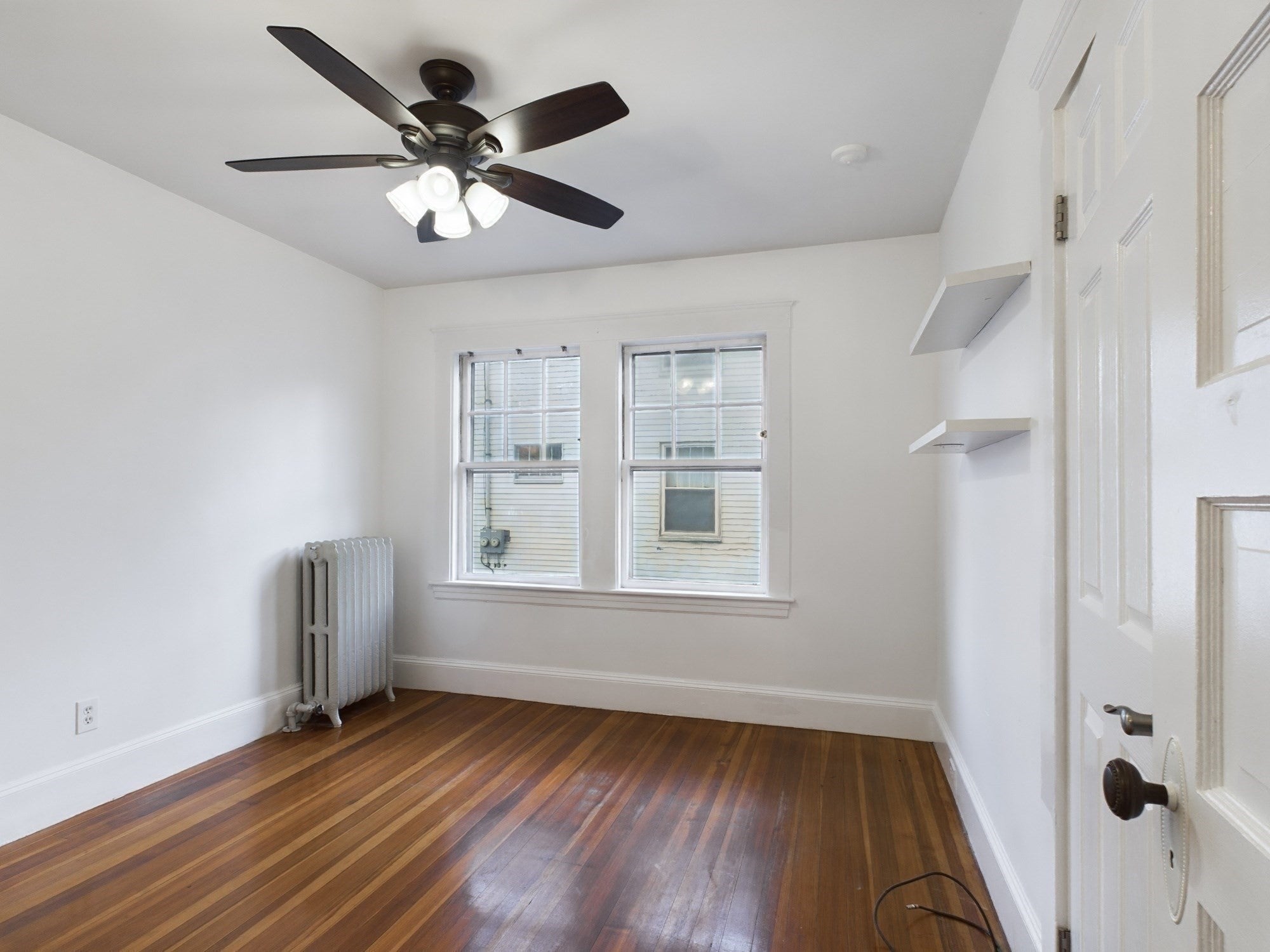 25 Rowe St #1, Newton, MA Photo #8