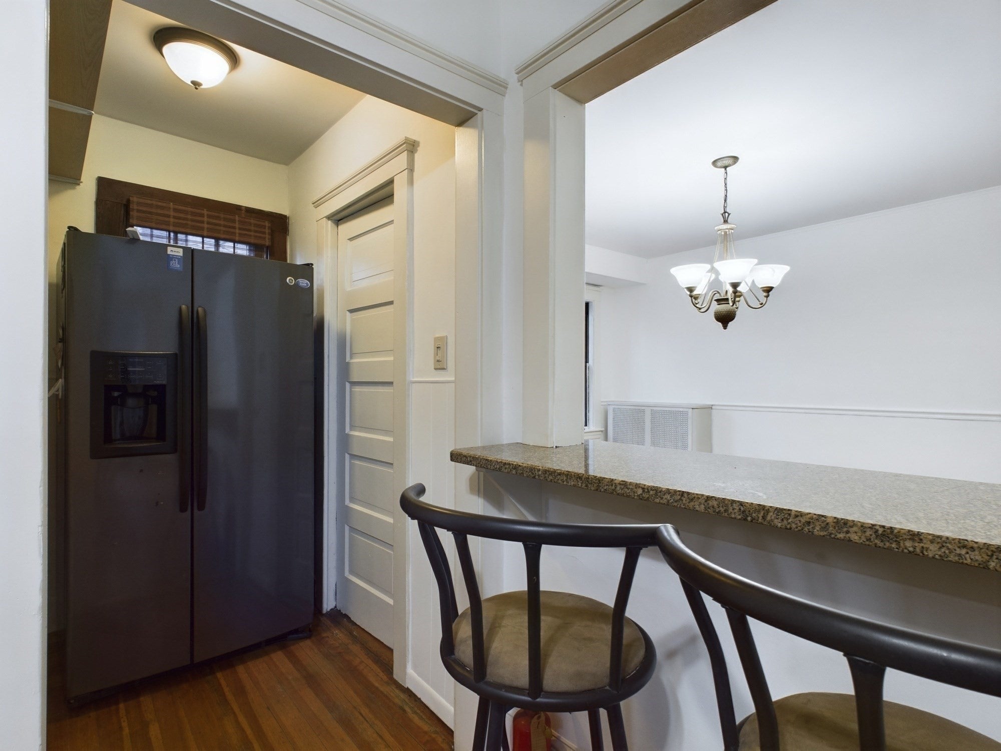 25 Rowe St #1, Newton, MA Photo #2