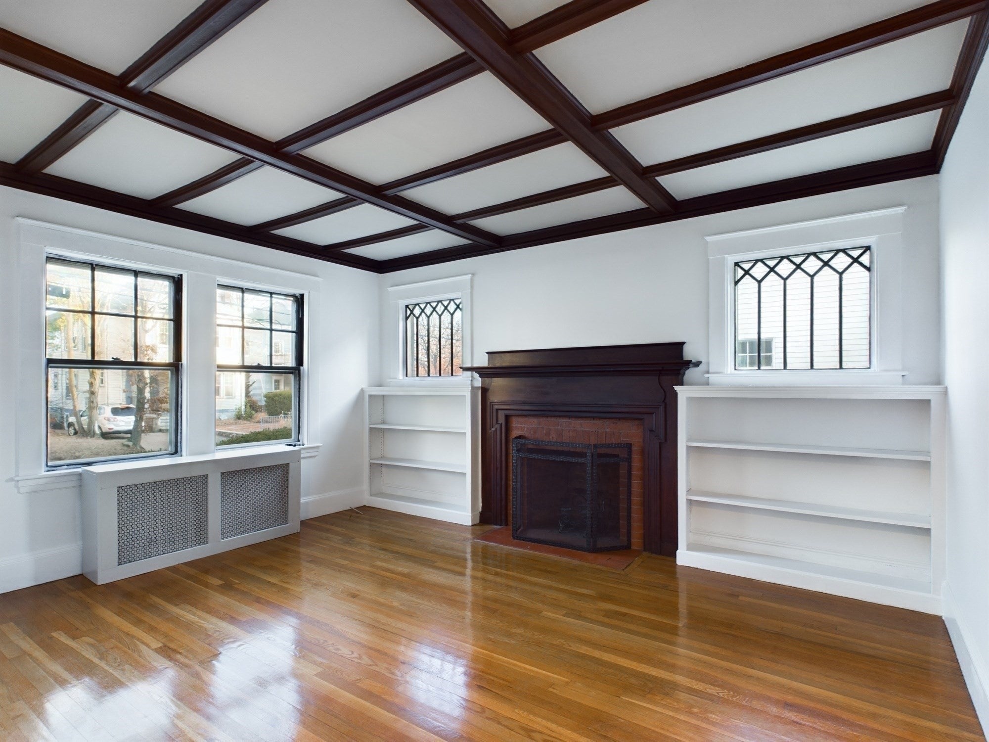 25 Rowe St #1, Newton, MA Photo #3
