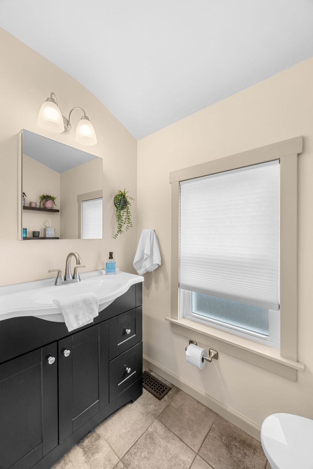 32 Crescent Ave, Beverly, MA, 32 Crescent Ave, Beverly, MA Photo #30