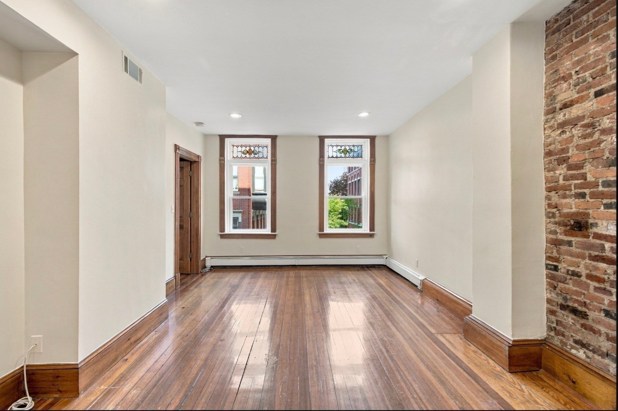 58 Myrtle St #2, Boston, MA Photo #2