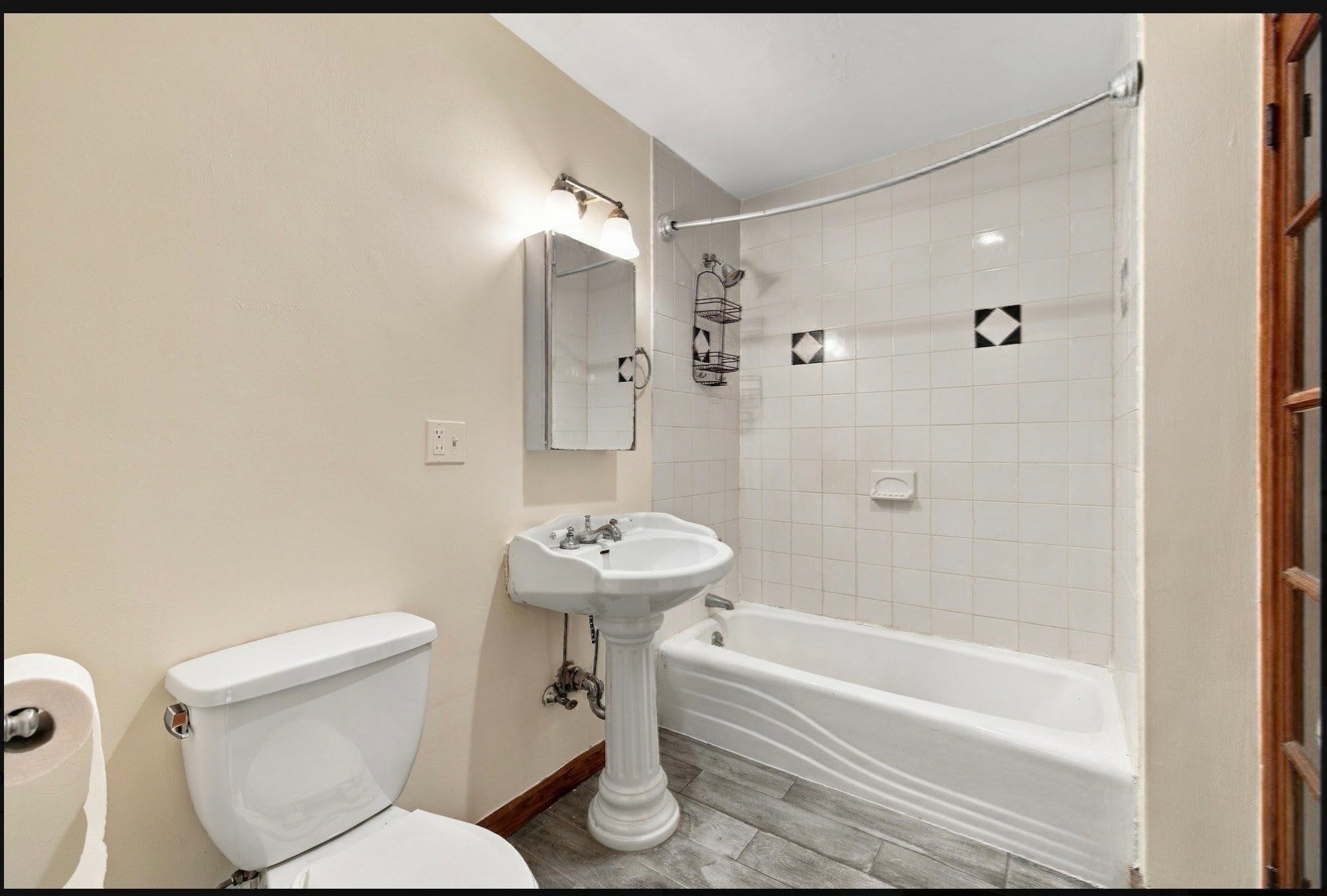 58 Myrtle St #2, Boston, MA Photo #19
