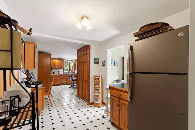 15 Marlboro Rd, Woburn, MA Photo #10