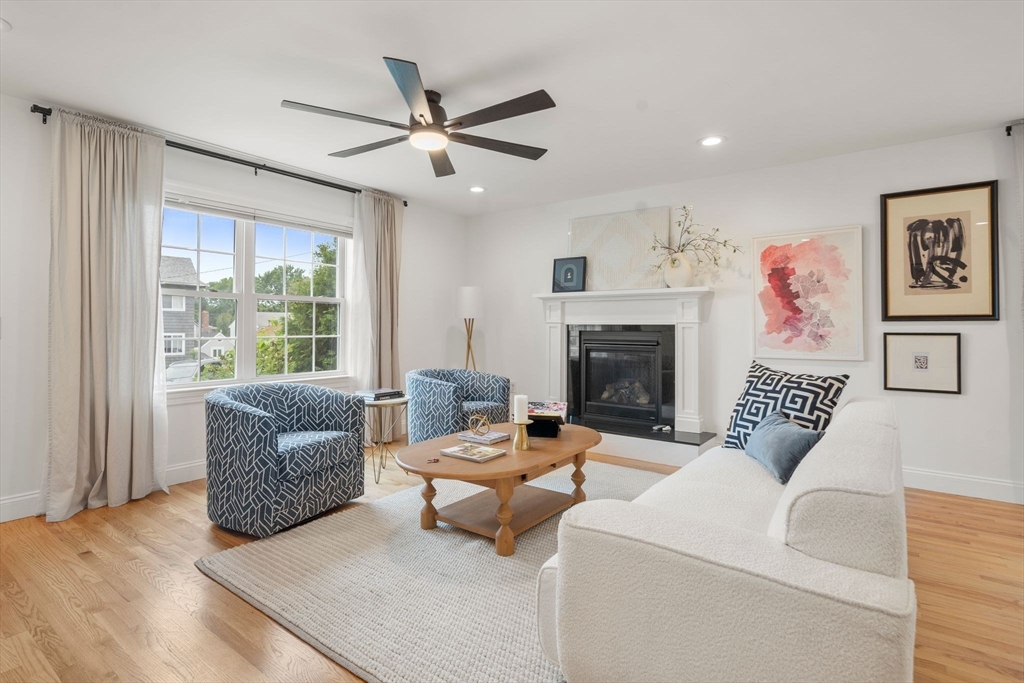 54 Villa Ave 2
