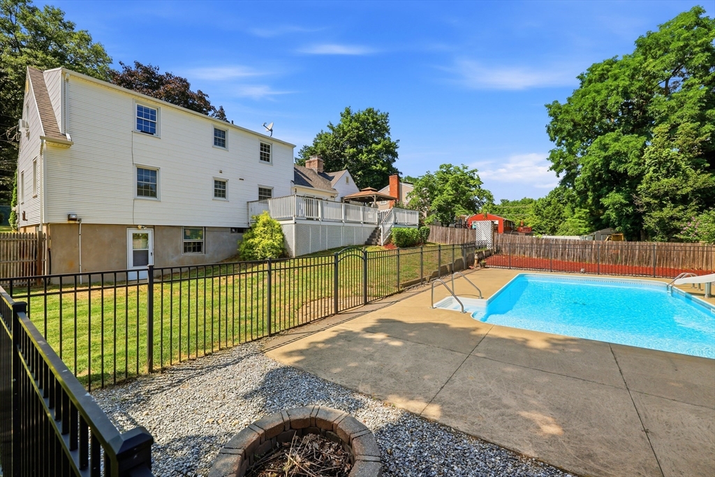 1056 North West St, Agawam, MA, 1056 North West St, Agawam, MA Photo #35