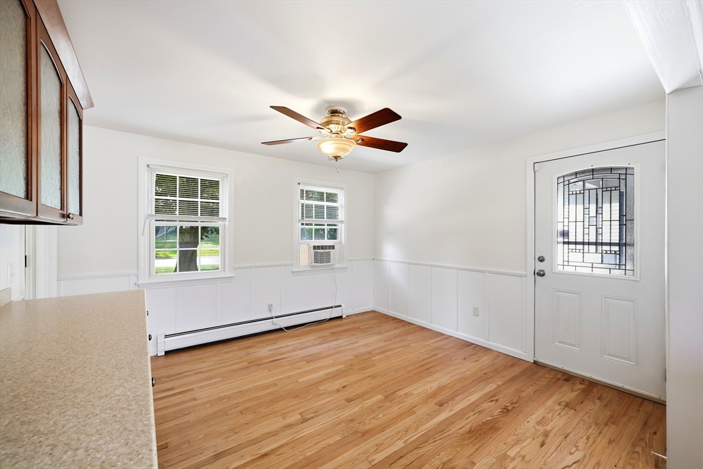 1056 North West St, Agawam, MA, 1056 North West St, Agawam, MA Photo #9