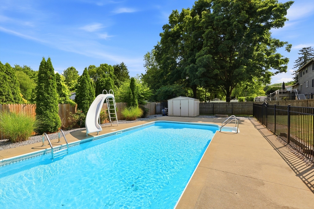 1056 North West St, Agawam, MA, 1056 North West St, Agawam, MA Photo #39