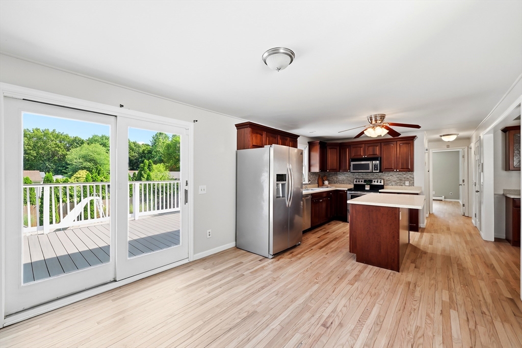 1056 North West St, Agawam, MA, 1056 North West St, Agawam, MA Photo #7