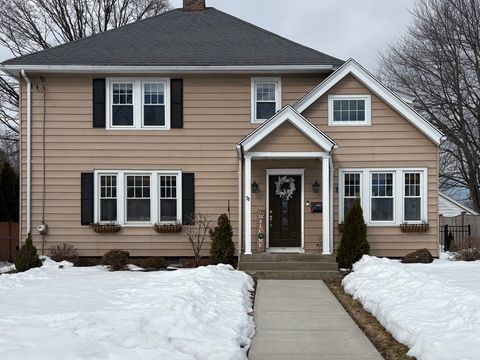 70 Reed Street Agawam MA 01001