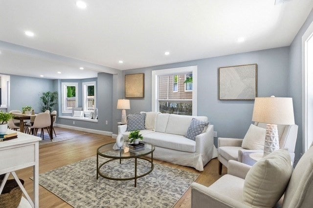 6 Linden Road #A, Melrose, MA, 6 Linden Road #A, Melrose, MA Photo #2