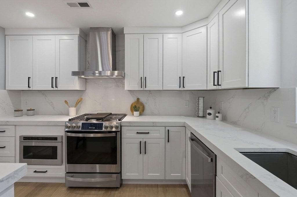 6 Linden Road #A, Melrose, MA, 6 Linden Road #A, Melrose, MA Photo #6