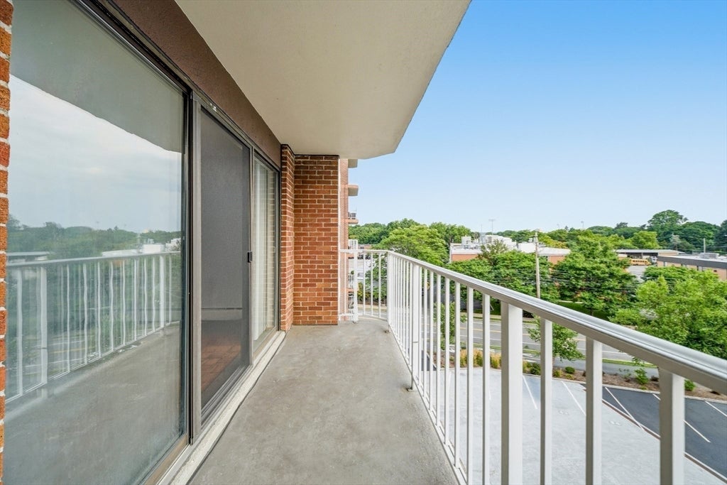 131 Coolidge Avenue #526, Watertown, MA Photo #21