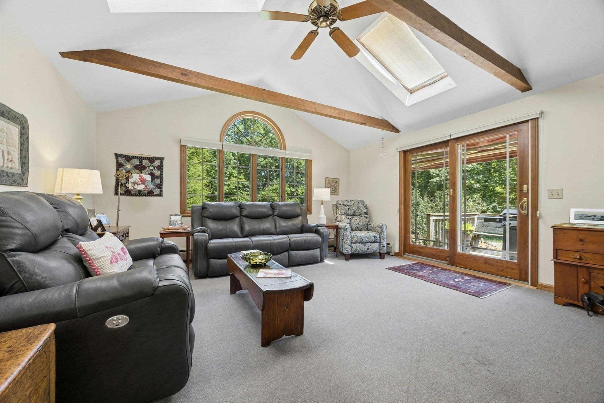 10 Bethany Dr