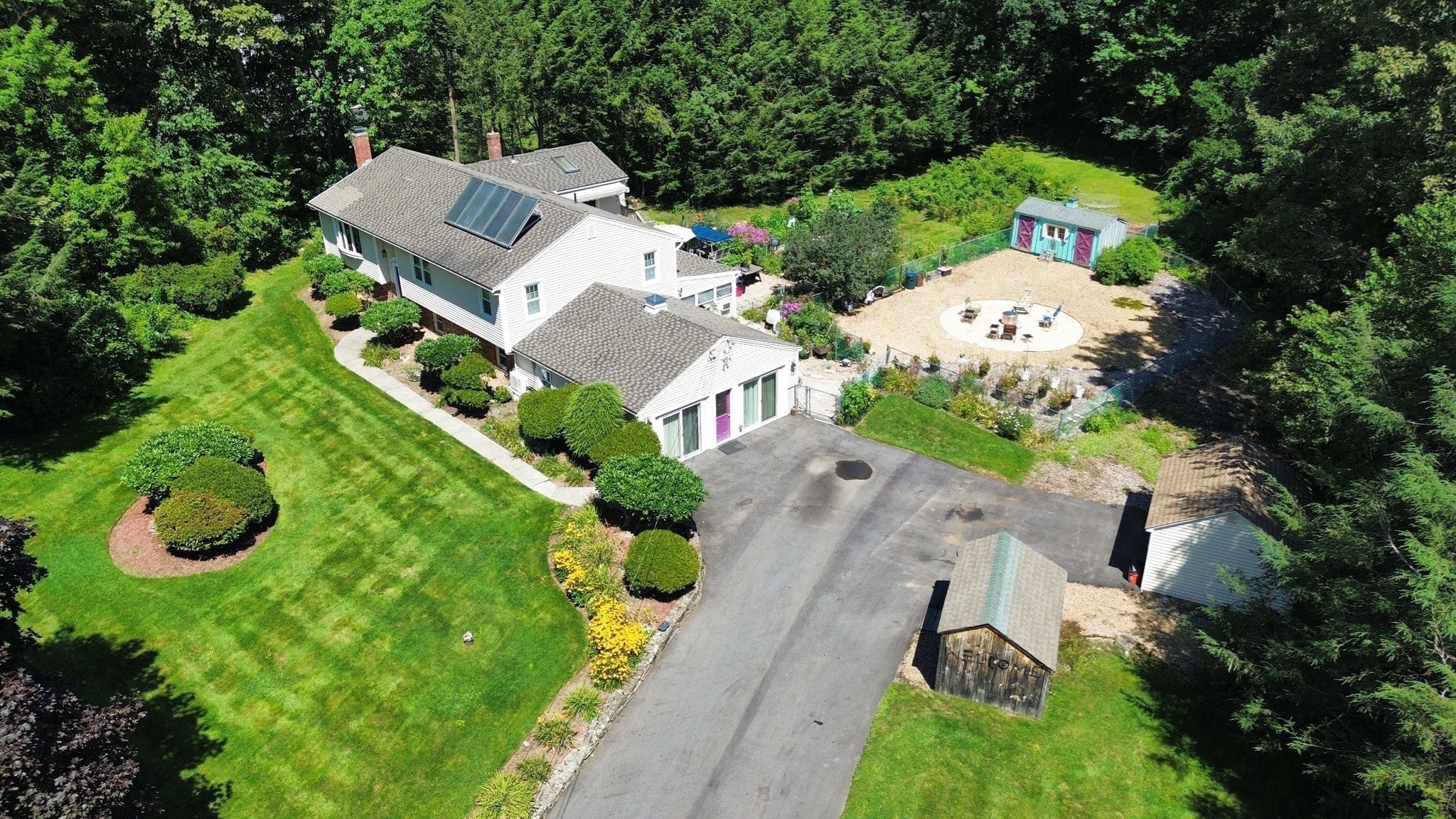 10 Bethany Dr