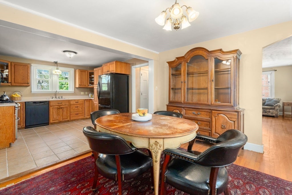 8 Cardinal RD, Worcester, MA, 8 Cardinal RD, Worcester, MA Photo #5