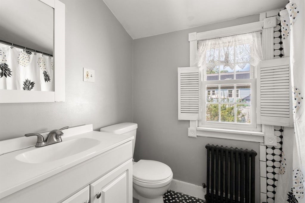 8 Cardinal RD, Worcester, MA, 8 Cardinal RD, Worcester, MA Photo #23