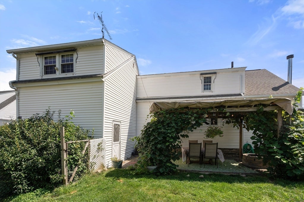 8 Cardinal RD, Worcester, MA, 8 Cardinal RD, Worcester, MA Photo #28