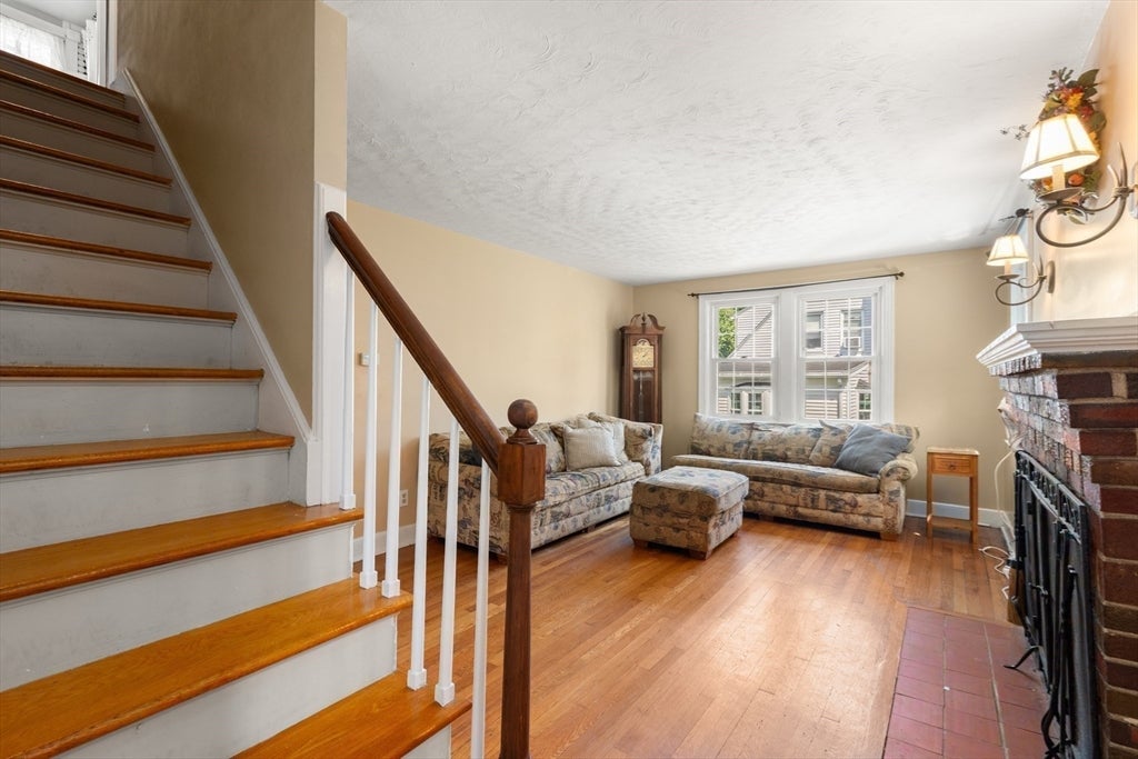 8 Cardinal RD, Worcester, MA, 8 Cardinal RD, Worcester, MA Photo #11
