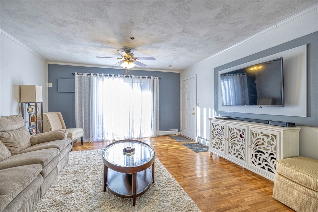 434 Linden St 2